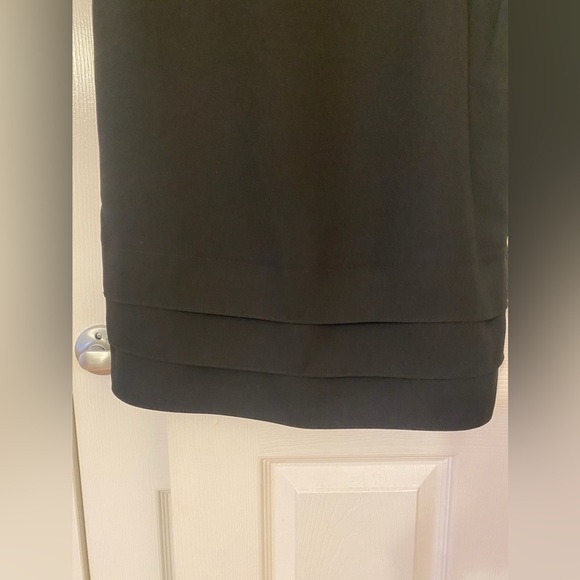 Banana Republic Black and White Dress - Picture 2 of 7